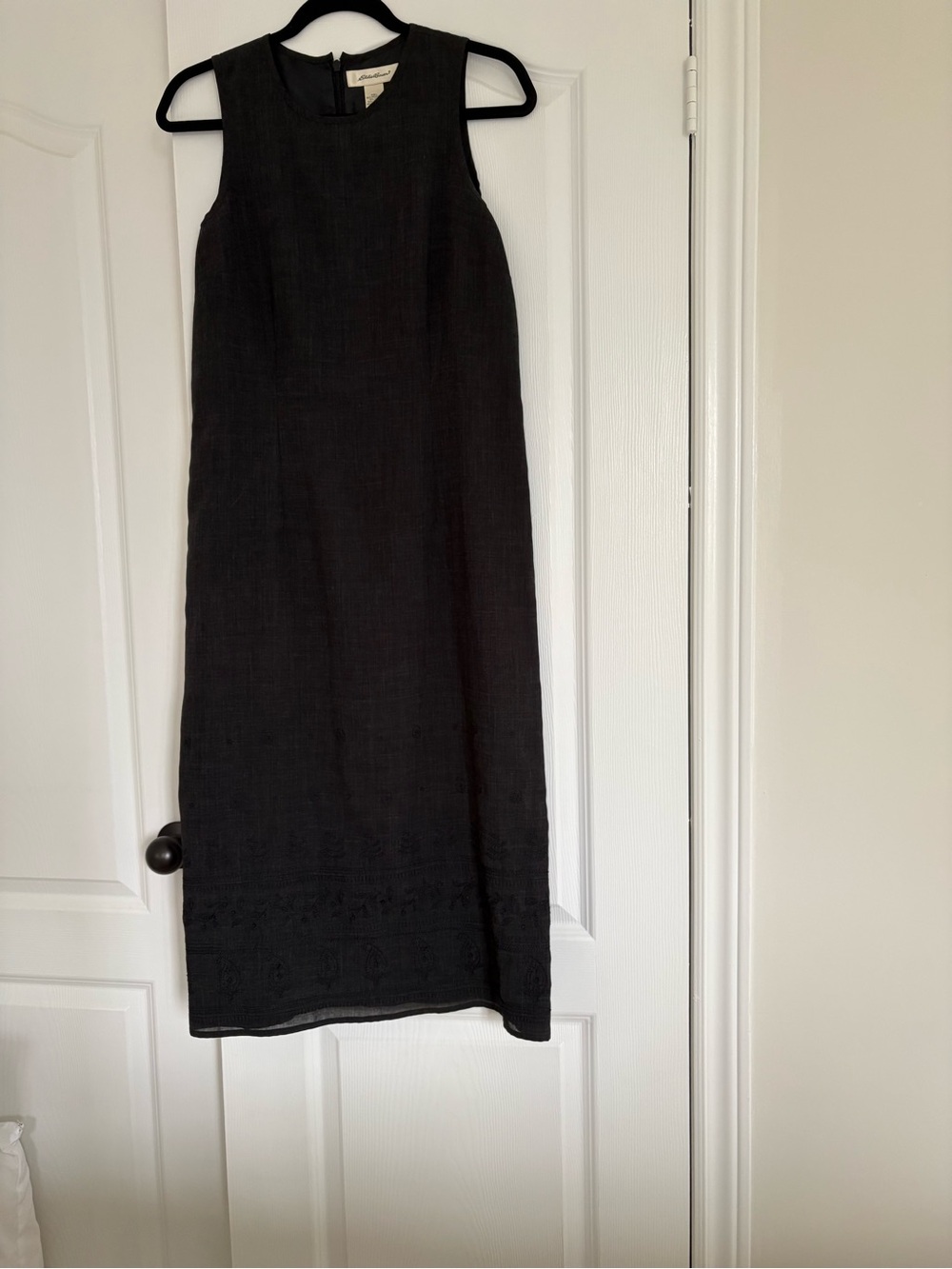 Eddie Bauer Black Sleeveless Midi Dress